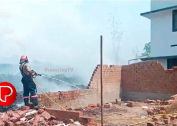 മുക്കം മമ്പറ്റ ചെറുതടം കുന്നിൽ അടിക്കാടുകൾക്ക് തീപിടിച്ചു