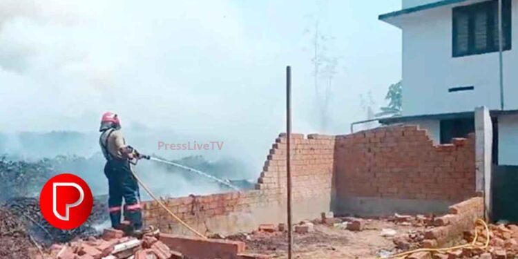 മുക്കം മമ്പറ്റ ചെറുതടം കുന്നിൽ അടിക്കാടുകൾക്ക് തീപിടിച്ചു