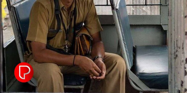 വിദ്യാര്ഥിയുടെ നെഞ്ചത്ത് സ്വകാര്യ ബസ് കണ്ടക്ടര് കടിച്ചു ; പരാതിപ്പെട്ട് കുടുംബം