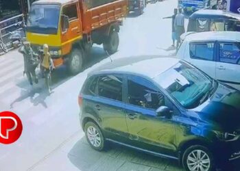 കോഴിക്കോട് പേരാമ്പ്രയിൽ ടിപ്പർ ലോറി ഇടിച്ച്‌ യുവതിക്ക് പരിക്ക്