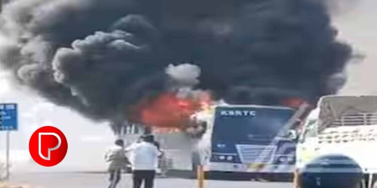 ഓടിക്കൊണ്ടിരുന്ന കെഎസ്ആര്‍ടിസി ബസിന് തീ പിടിച്ചു ; ബസ് പൂര്‍ണമായി കത്തി നശിച്ചു
