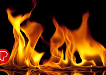 മൊബൈൽ ഫോൺ ചാർജറിൽ നിന്ന് തീപടർന്ന് നാല് കുട്ടികൾക്ക് ദാരുണാന്ത്യം