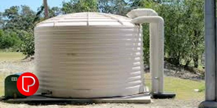 ഭാര്യ പിണങ്ങിപോയി ഭർത്താവ് വാട്ടർ ടാങ്കിൽ ചാടി മരിച്ചു ; മൃതദേഹം അഴുകിയ ടാങ്കിലെ വെള്ളം 3 ദിവസം നാട്ടുകാർ കുടിച്ചു