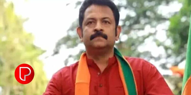 എൻഡിഎ സ്ഥാനാർത്ഥി കൃഷ്ണകുമാറിനെ തടഞ്ഞ സംഭവം; എസ്എഫ്ഐ പ്രവർത്തകരായ ഏഴു പേർക്കെതിരെ കേസ്