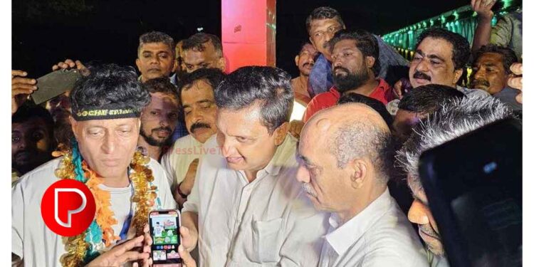 ബോചെ ടീ ലക്കി ഡ്രോ ടിക്കറ്റ് ചലഞ്ച് മന്ത്രി പി.എ. മുഹമ്മദ് റിയാസ് ഉദ്ഘാടനം ചെയ്തു