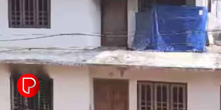 പത്തനംതിട്ടയില്‍ വീടിനുള്ളിൽ പൊള്ളലേറ്റ് വയോധിക ദമ്പതികള്‍ മരിച്ച നിലയിൽ