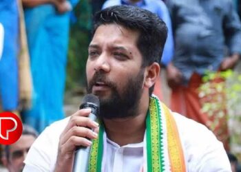 കള്ളവോട്ടിന് സാധ്യത ; മുഴുവൻ ബൂത്തുകളിലും വീഡിയോഗ്രാഫി വേണം’; ഷാഫി പറമ്പിൽ