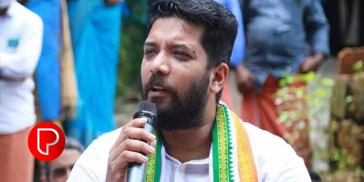 കള്ളവോട്ടിന് സാധ്യത ; മുഴുവൻ ബൂത്തുകളിലും വീഡിയോഗ്രാഫി വേണം’; ഷാഫി പറമ്പിൽ