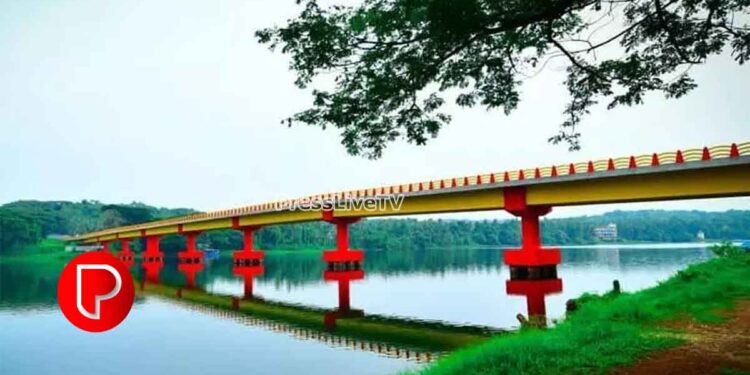 എളമരം പാലത്തിലൂടെ ബസ് : പെര്‍മിറ്റ് അപേക്ഷ നിരസിച്ചതിനെതിരേ ആക്‌ഷന്‍ കമ്മിറ്റി