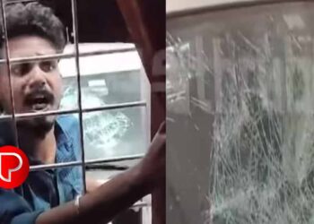 തൃശ്ശൂരിൽ യുവതിയും കുഞ്ഞും മാത്രമുള്ളപ്പോൾ വീടിനുനേരെ യുവാവിന്റെ ആക്രമണം