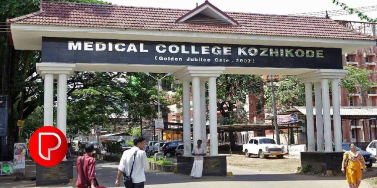 കോഴിക്കോട് മെഡിക്കൽ കോളേജിൽ നാല് വയസ്സുകാരിയുടെ ചികിത്സാ പിഴവ് ; ഇനി ഇങ്ങനെ ഒരു അനുഭവം ആർക്കും ഉണ്ടാകരുതെന്ന് കുട്ടിയുടെ അച്ഛൻ