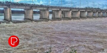 കോഴിക്കോട് മഴ കനത്തു, നാശനഷ്ടങ്ങളും; പൂനൂർ പുഴ, മുത്തപ്പൻ പുഴ, ചാലിയാർ എന്നിവ കര കവിഞ്ഞു
