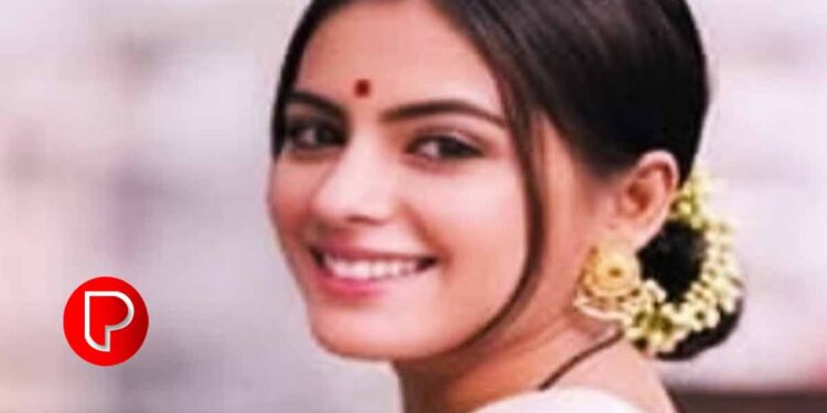 യുവ നടി ഫ്ലാറ്റില്‍ മരിച്ച നിലയില്‍ ; മൃതദേഹം അഴുകിയ നിലയില്‍