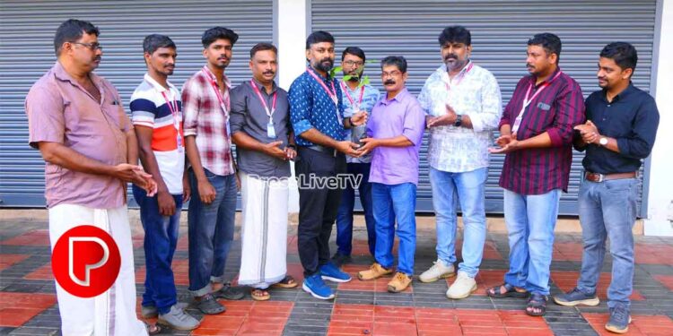 ഫലവൃക്ഷത്തൈകൾ വിതരണം ചെയ്തു