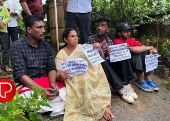 പി എസ് സി കോഴ വിവാദം; പരാതിക്കാരന്റെ വീട്ടിന് മുന്നില്‍ കുത്തിയിരിപ്പ് സമരവുമായി പ്രമോദ് കോട്ടൂളി