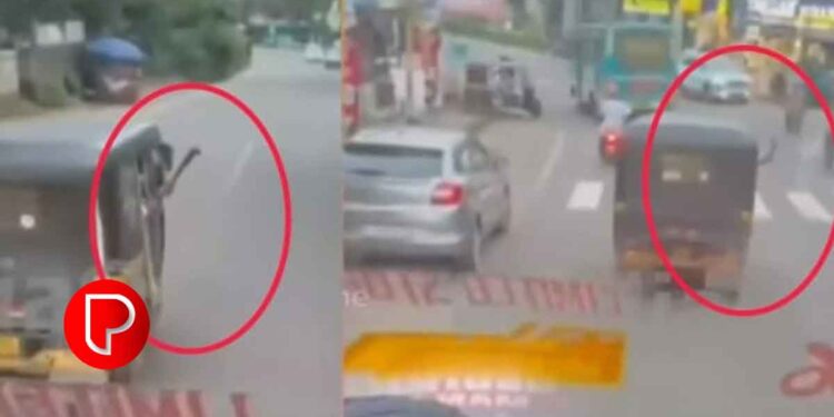 കൊണ്ടോട്ടിയിൽ സ്വകാര്യ ബസ് ഡ്രൈവറെ ഓട്ടോറിക്ഷാ ഡ്രൈവർ വടിവാൾ ചൂണ്ടി ഭീഷണിപ്പെടുത്തിയതായി പരാതി