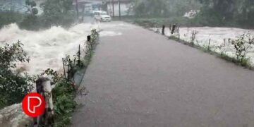 മലയോര മേഖലകളിൽ കനത്ത മഴ തുടരുന്നു; ചെമ്പുകടവ് പാലം വെള്ളത്തിനടിയിലായി