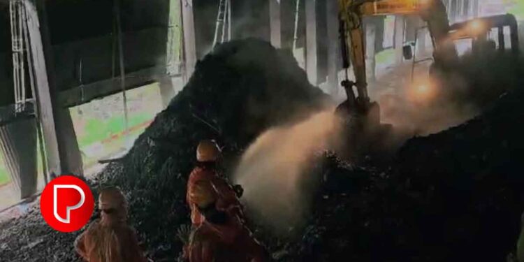 കോഴിക്കോട് ഞെളിയന്‍പറമ്പില്‍ മാലിന്യകൂമ്പാരത്തിന് തീപ്പിടിച്ചു