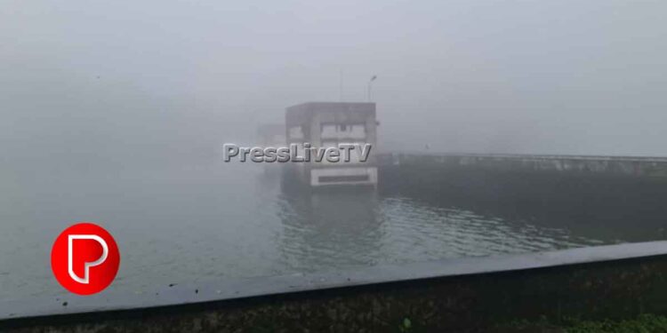 ജലനിരപ്പ് 757.50 മീറ്റർ; കക്കയം ഡാമില്‍ റെഡ് അലേര്‍ട്ട് പ്രഖ്യാപിച്ചു; കുറ്റ്യാടി പുഴയുടെ ഇരുകരകളിലും താമസിക്കുന്നവര്‍ ജാഗ്രത പാലിക്കണം