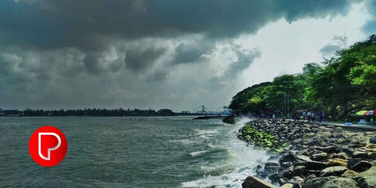ന്യൂനമർദ്ദം: നാളെ മുതൽ കനത്ത മഴയ്ക്ക് സാധ്യത; ശനിയാഴ്ച കോഴിക്കോട് ഓറഞ്ച് അലർട്ട്