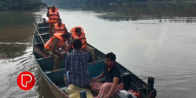വയനാട് ദുരന്തത്തിൽ കാണാതായവരെ കണ്ടെത്താൻ സഹായം തേടി പൊലീസ്; അടിയന്തരമായി മുങ്ങൾ വിദഗ്ദ്ധരുടെ സേവനം വേണം