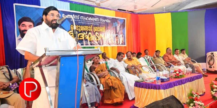 കാലോചിതമായ പരിഷ്കാരങ്ങളോടെ സഹകരണ മേഖല മുന്നോട്ട് പോകും: മന്ത്രി വി എൻ വാസവൻ; പോലീസ് സഹകരണസംഘത്തിന്റെ നെടുമങ്ങാട് ശാഖ തുറന്നു