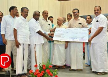 മുഖ്യമന്ത്രിയുടെ ദുരിതാശ്വാസനിധിയിലേക്ക് പാലക്കാട് ജില്ലാ പഞ്ചായത്ത് 1 കോടി 10 ലക്ഷം കൈമാറി