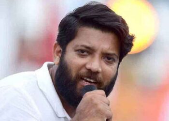 മുഖ്യമന്ത്രി ചോദിച്ച് വാങ്ങിയ പ്രതിസന്ധി ‘ആഭ്യന്തര വകുപ്പ് കുത്തഴിഞ്ഞ രീതിയിൽ പരിഹസിച്ച് ഷാഫി