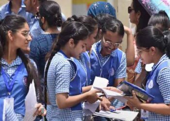 സിബിഎസ്ഇ 10, 12 പരീക്ഷാ കേന്ദ്രങ്ങളിൽ സിസിടിവി നിർബന്ധം