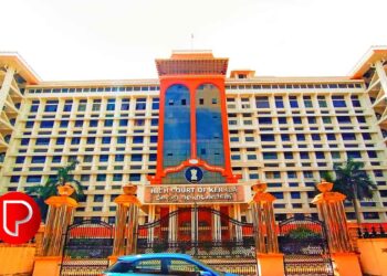 നടിയെ ആക്രമിച്ച കേസ്; മെമ്മറി കാർഡ് ചോർന്നതിൽ അന്വേഷണ റിപ്പോർട്ട് റദ്ദാക്കണമെന്നാവശ്യപ്പെട്ട് അതിജീവിത നൽകിയ ഹരജി ഹൈക്കോടതി തളളി