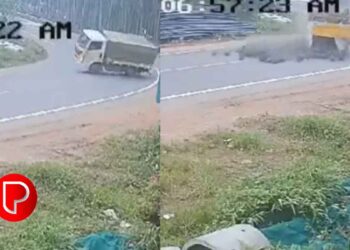 ടയർ പൊട്ടി; മുക്കത്ത് മിനി പിക്കപ് വാന്‍ തലകീഴായി മറിഞ്ഞു, ഡ്രൈവർ രക്ഷപ്പെട്ടു