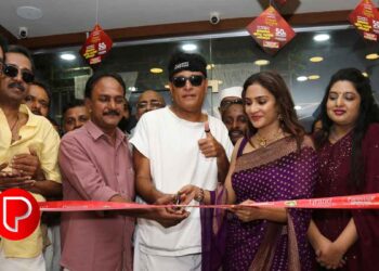 ബോബി ചെമ്മണൂര്‍ ഇന്റര്‍നാഷണല്‍ ജ്വല്ലേഴ്‌സിന്റെ പുതിയ ഷോറൂം ഷൊര്‍ണൂരില്‍ പ്രവര്‍ത്തനമാരംഭിച്ചു