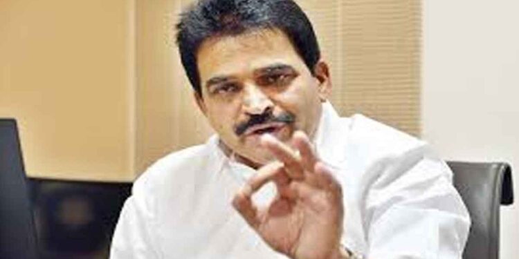 അമളി പറ്റിയാൽ ധൈര്യമായി തിരുത്തണം ; മുഖ്യമന്ത്രിയുടെ മലപ്പുറം പരാമർശം മതസൗഹാർദ്ദം തകർക്കുന്നത് കെസി വേണുഗോപാൽ