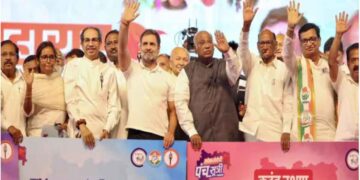 സ്ത്രീകൾക്ക് പ്രതിമാസം 3000 രൂപ ; കർഷകരുടെ മൂന്ന് ലക്ഷം വരെയുള്ള കടം എഴുതിത്തള്ളൽ, പ്രകടന പത്രികയുമായി ഇൻഡ്യ മുന്നണിയുടെ മഹാവികാസ് അഘാഡി