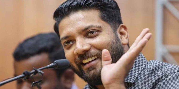 വർഗീയ ശക്തികളുടെ വോട്ടുകൾ വേണ്ടെന്ന് തന്നെയാണ് നിലപാട് ; തൻ്റെ തുടർച്ചക്കാരനെന്ന മേൽവിലാസത്തിലാകില്ല രാഹുൽ പാലക്കാട് പ്രവർത്തിക്കുക ; ഷാഫി പറമ്പിൽ