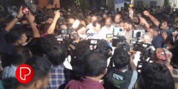 61 വർഷമായി കോൺഗ്രസ് ഭരണത്തിന് വിരാമം; ചേവായൂർ സർവീസ് സഹകരണ ബാങ്ക് പിടിച്ചെടുത്ത് ജനാധിപത്യ സംരക്ഷണ സമിതി