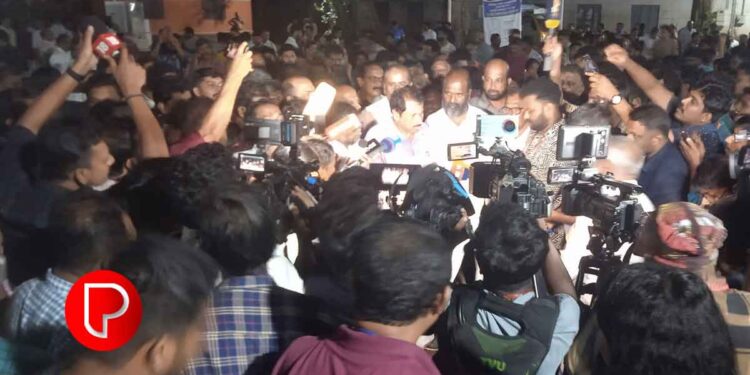 61 വർഷമായി കോൺഗ്രസ് ഭരണത്തിന് വിരാമം; ചേവായൂർ സർവീസ് സഹകരണ ബാങ്ക് പിടിച്ചെടുത്ത് ജനാധിപത്യ സംരക്ഷണ സമിതി