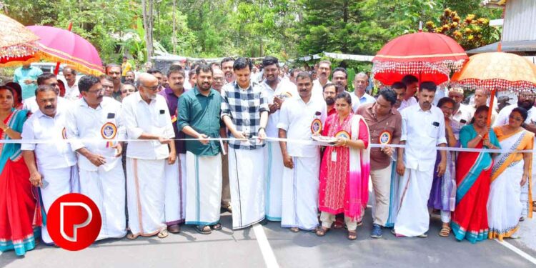 ഈങ്ങാപ്പുഴ – കാക്കവയൽ റോഡ് നാടിന് സമർപ്പിച്ചു.