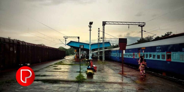 വടകരയില് 23 കാരനെ ട്രെയിൻ തട്ടി മരിച്ച നിലയില് കണ്ടെത്തി