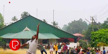 തോട്ടുമുക്കത്ത് പ്രാദേശിക ക്രിക്കറ്റ് ടൂര്‍ണമെന്‍റില്‍ കാണികളുടെ മനം കവര്‍ന്ന് അതിഥി തൊഴിലാളികളുടെ ടീം