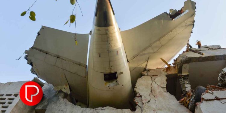 വിമാനാപകടം; മരണം 294 ആയി, 80 മൃതദേഹങ്ങള്‍ തിരിച്ചറിഞ്ഞു, അന്വേഷണത്തിന് യു.എസ് ഏജന്‍സിയും