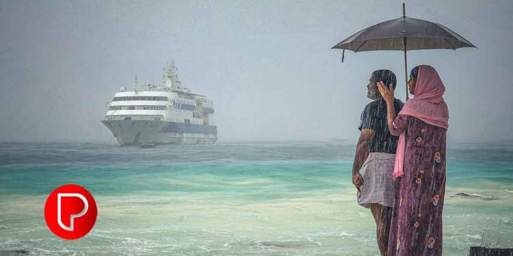 കനത്ത മഴ, മത്സ്യത്തിന്റെ കുറവ്, ലഭ്യമായതിനോ ഉയർന്ന വിലയും