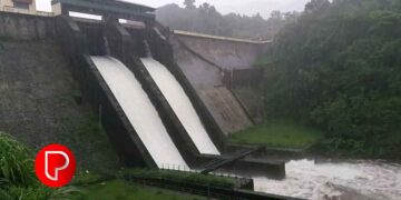 ദുരിതപ്പെയ്ത്ത്: കാറ്റിലും മഴയിലും വൻനാശനഷ്ടം; മാവൂരില്‍ വെള്ളം കയറി; കക്കയം ഡാം തുറന്നു