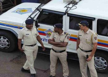 മകൾ അച്ഛനെ ഫ്രൈ പാൻ ഉപയോഗിച്ച് തലയ്ക്കടിച്ച് കൊന്നു