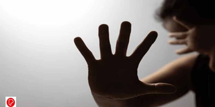 കൊല്ലത്ത് മൂന്നാം ക്ലാസുകാരനെ രണ്ടാനച്ഛൻ തേപ്പുപെട്ടി കൊണ്ട് പൊള്ളലേൽപ്പിച്ചു