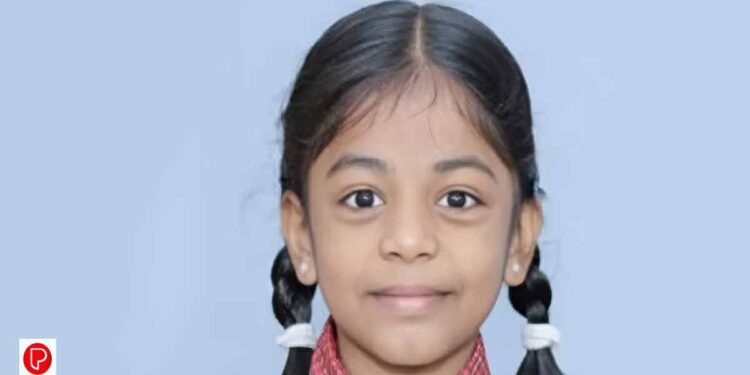 അച്ഛനോടൊപ്പം സ്കൂട്ടറിൽ സ്കൂളിലേക്കു പോകുന്നതിനിടെ റോഡിലേക്ക് തെറിച്ച് വീണ രണ്ടാം ക്ലാസ് വിദ്യാർഥിനിക്ക് ദാരുണാന്ത്യം