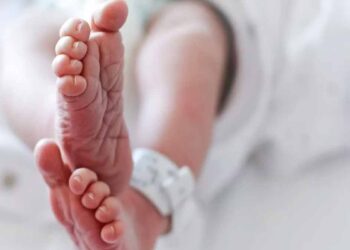 ട്രെയിനിൽ ശുചിമുറിയിലെ ചവറ്റുകൊട്ടയില്‍ നവജാത ശിശുവിന്റെ മൃതദേഹം