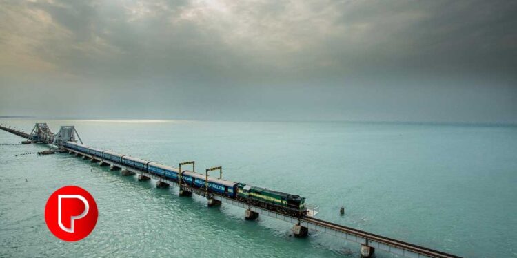 പാമ്പൻ പാലം തുറന്നില്ല; ബേപ്പൂരിലേക്ക് വരുന്ന ഉരുക്കള്‍ പ്രതിസന്ധിയിൽ