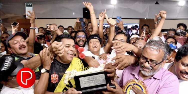 ബോചെ അമരക്കാരനായ വീയപുരം ചുണ്ടന് നെഹ്‌റു ട്രോഫി