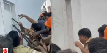 കോഴിക്കോട് തുണിക്കടയുടെ ഡ്രസിങ് റൂമിൽ കുടുങ്ങി 3 വയസ്സുകാരൻ ; രക്ഷപ്പെടുത്തി അഗ്നിരക്ഷാ സേന